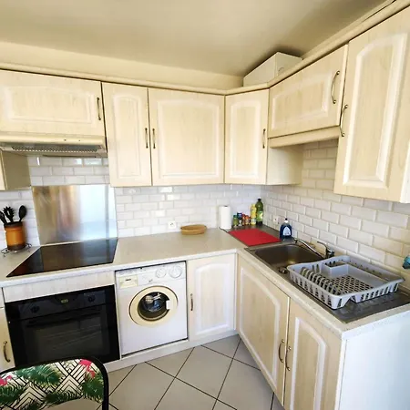 Apartment T2 Pour 4 Pers, Jardin, Parking Prive, A 100m De La - Fr-1-607-190 *