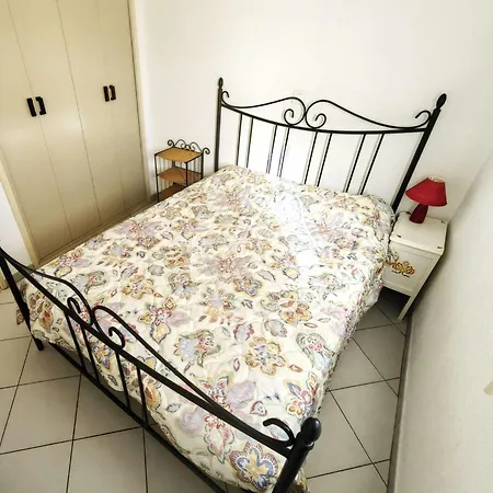 Apartment T2 Pour 4 Pers, Jardin, Parking Prive, A 100m De La - Fr-1-607-190