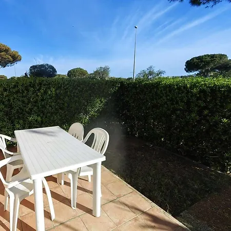 T2 Pour 4 Pers, Jardin, Parking Prive, A 100m De La - Fr-1-607-190 Apartment *